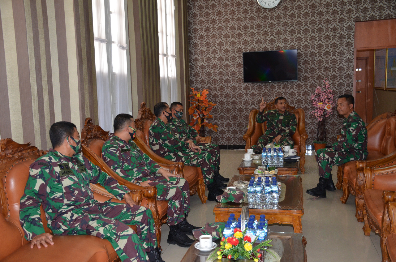 Danrem 073/Makutarama Kolonel Inf Ari Yulianto, S.I.P  Sambut Rombongan Dari Pusterad 